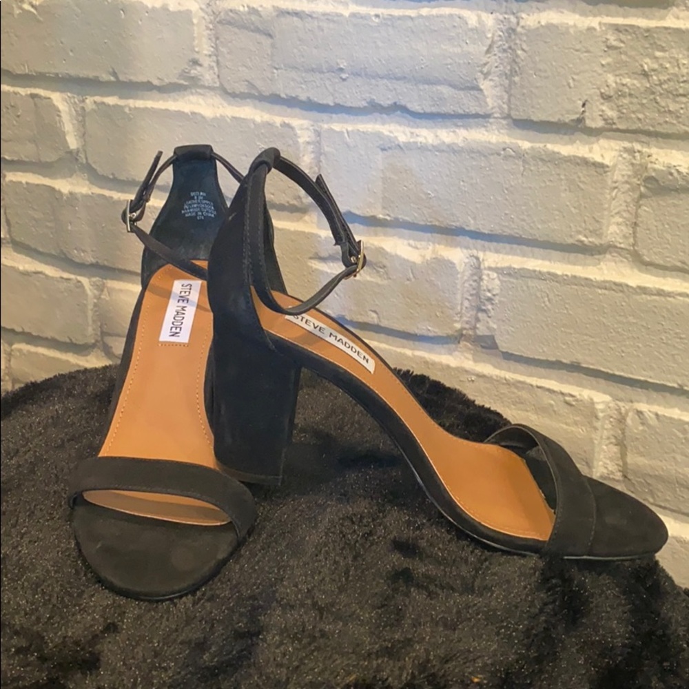 Steve Madden Suede Heels